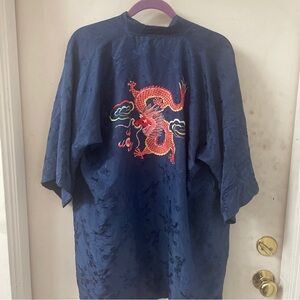Vintage Longevity Hangzhou China Silk Navy Blue Hand Embroidered Kimono Robe M